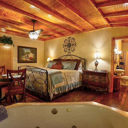 Bed And Breakfast On White Rock Creek Waco Eksteriør bilde