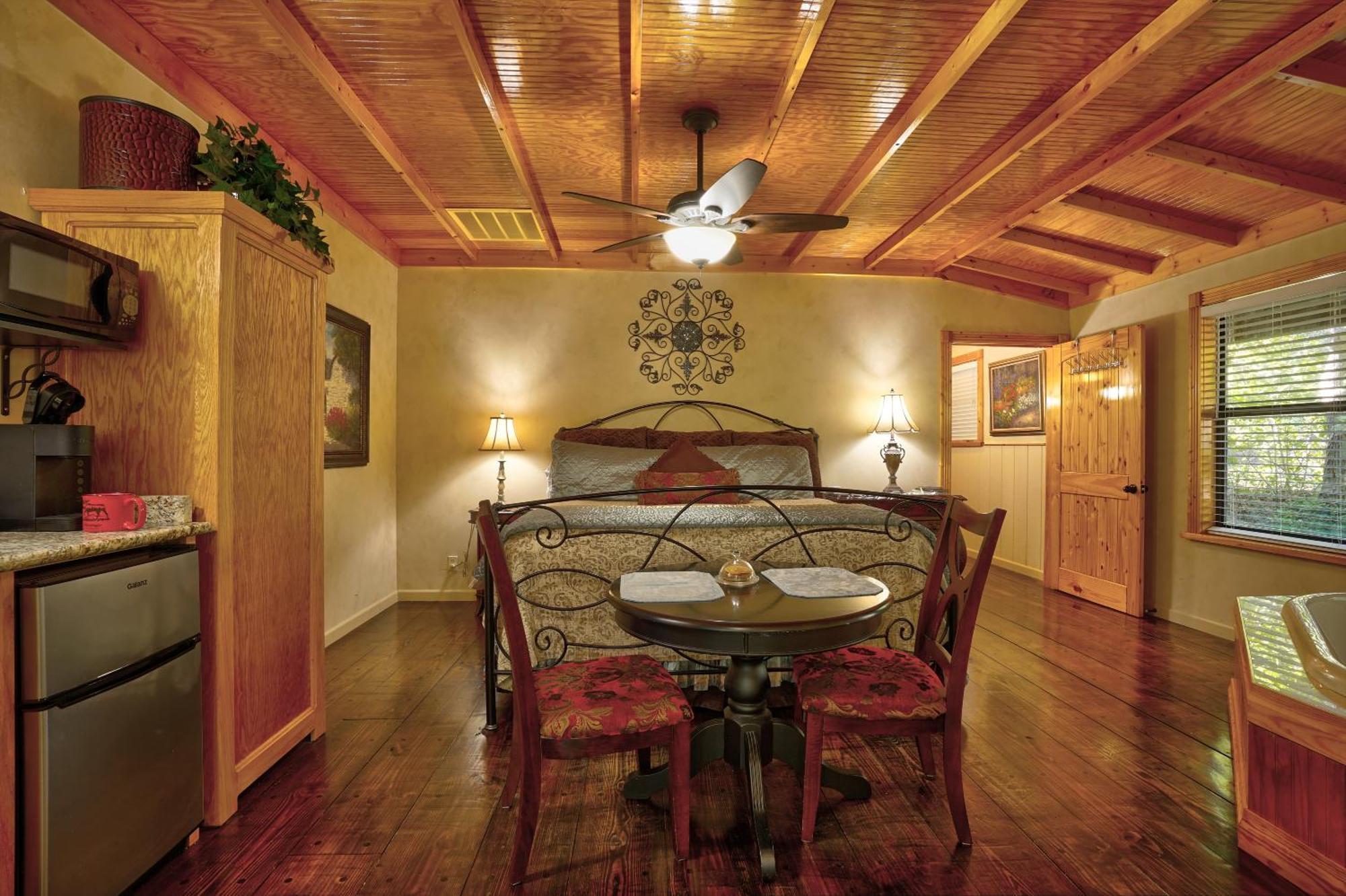 Bed And Breakfast On White Rock Creek Waco Eksteriør bilde